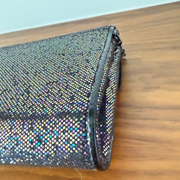 Christian Louboutin Clutch on Chain - Picture 4 of 11